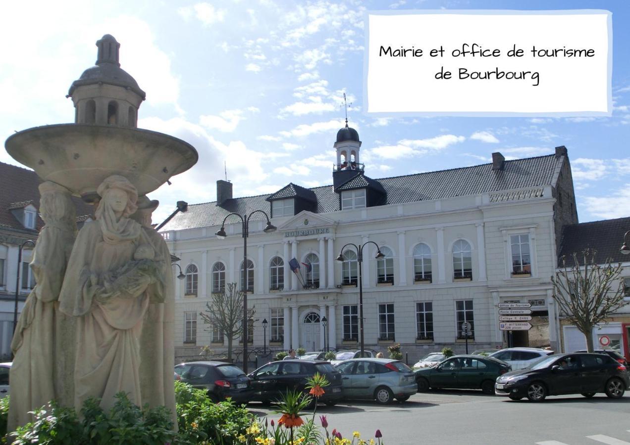 Studio Spacieux Et Elegant Au Coeur De Bourbourg - Gare A Proximite Esterno foto